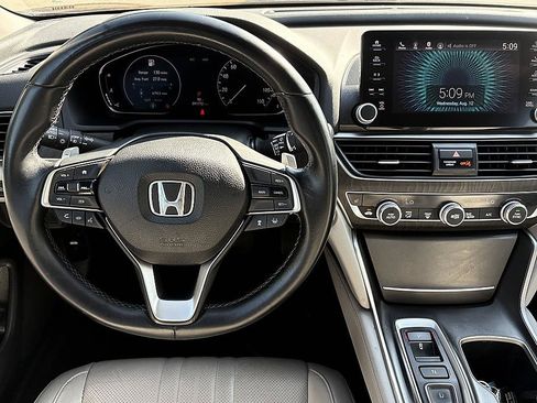 Used 2018 Honda Accord EX-L image 13