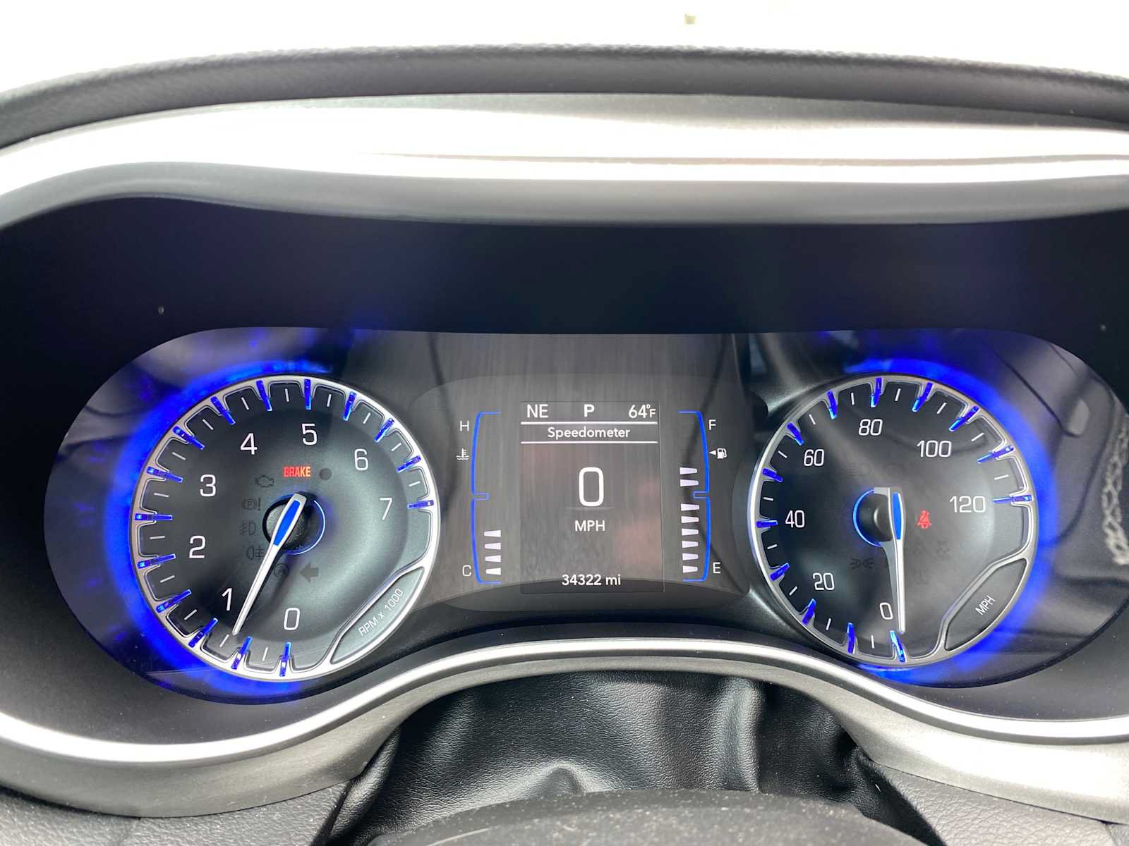Used 2020 Chrysler Pacifica Touring-L AWD/4WD image 16