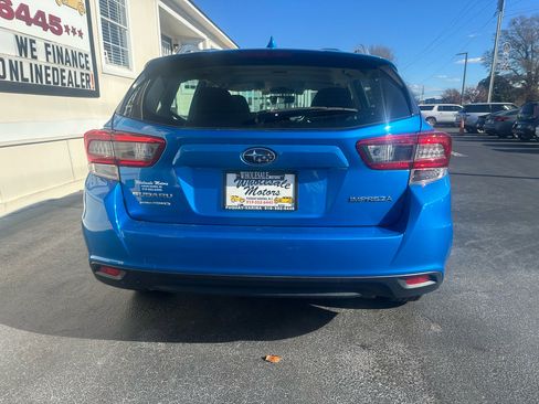 Used 2020 Subaru Impreza 2.0i Premium image 5