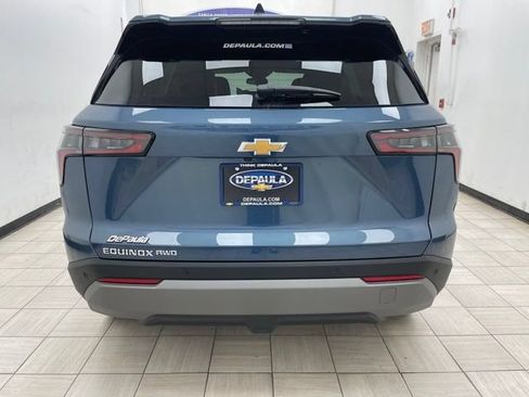 New 2026 Chevrolet Equinox LT AWD/4WD image 18