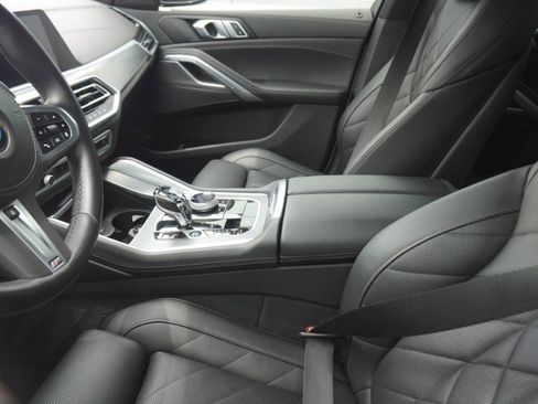 Used 2023 BMW X6 xDrive40i w/ M Sport Package AWD/4WD image 8