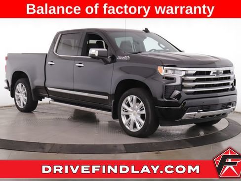 Used 2024 Chevrolet Silverado 1500 High Country w/ Technology Package AWD/4WD image 1