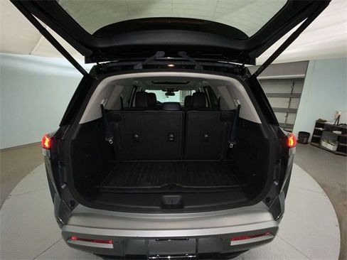 Used 2022 Nissan Pathfinder Platinum w/ Cargo Package image 25