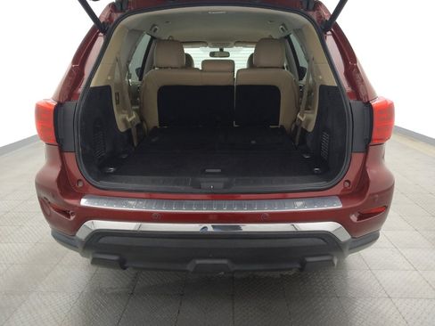Used 2020 Nissan Pathfinder SL w/ Cargo Package FWD image 29
