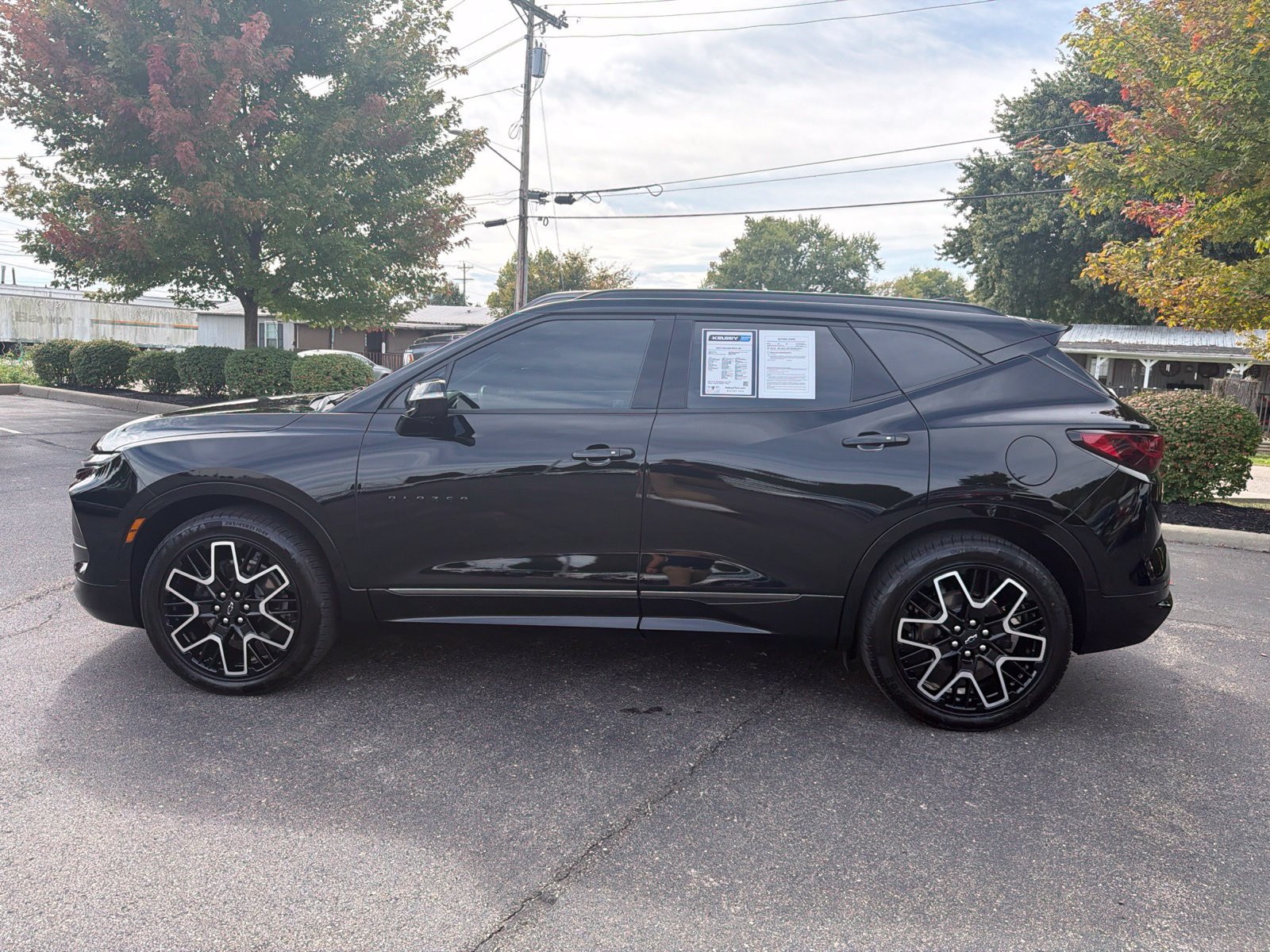 Used 2024 Chevrolet Blazer RS w/ Driver Confidence II Package AWD/4WD image 2