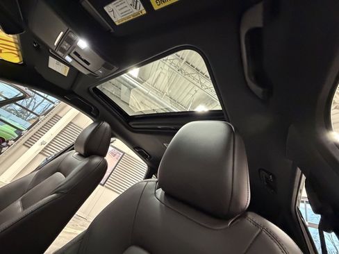 Used 2019 MAZDA CX-5 Signature image 9