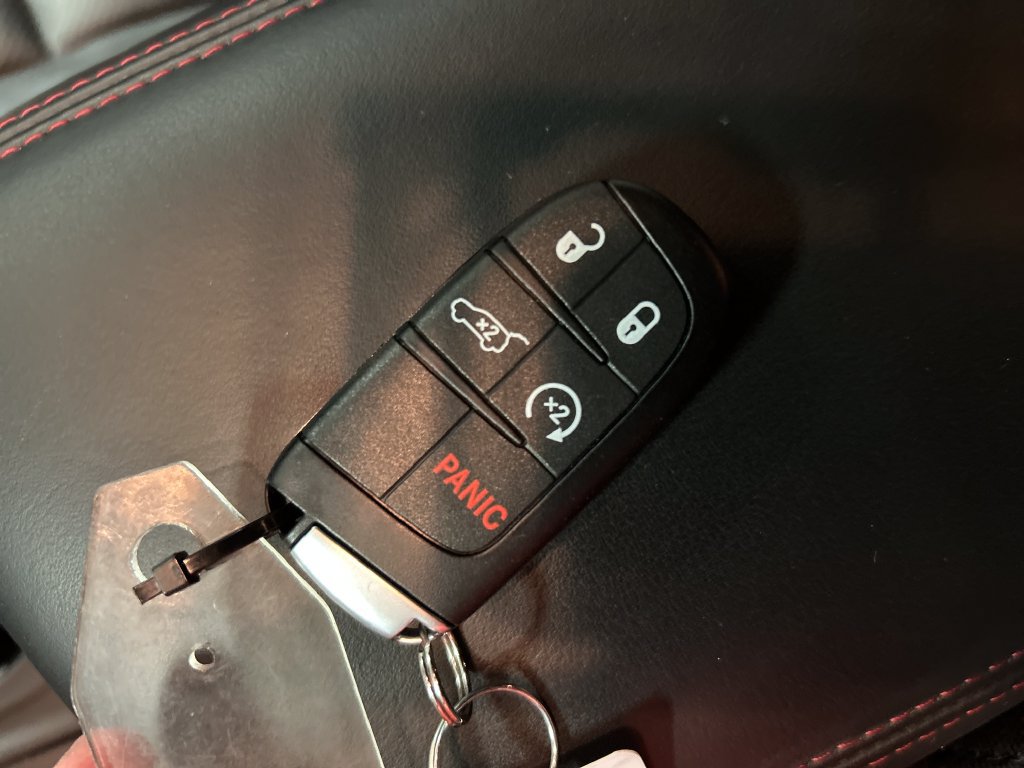 Used 2025 Dodge Durango R/T AWD/4WD image 22
