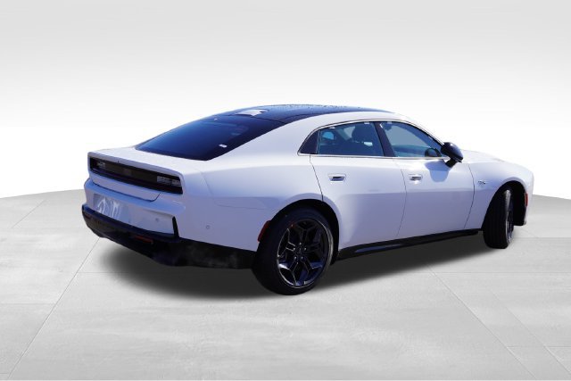 New 2026 Dodge Charger R/T w/ Driver Convenience Group AWD/4WD image 4