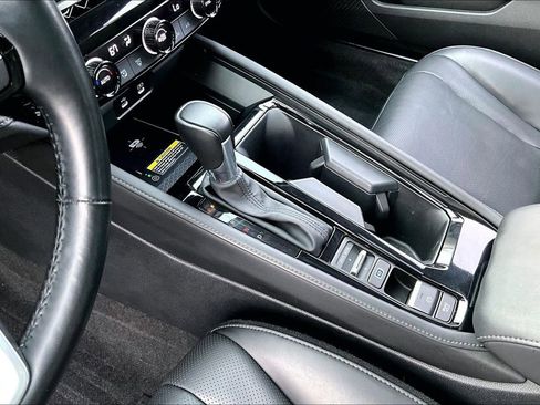 Used 2025 Honda Accord Touring image 14