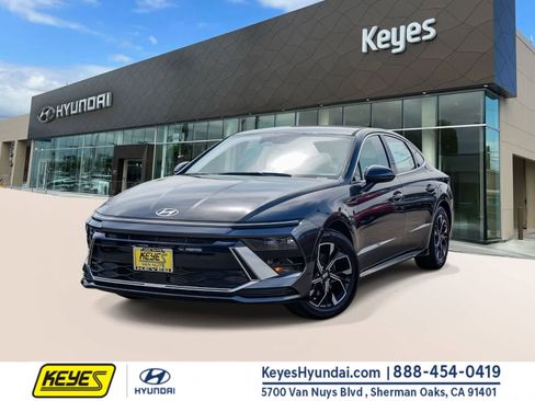Certified 2025 Hyundai Sonata SEL image 1