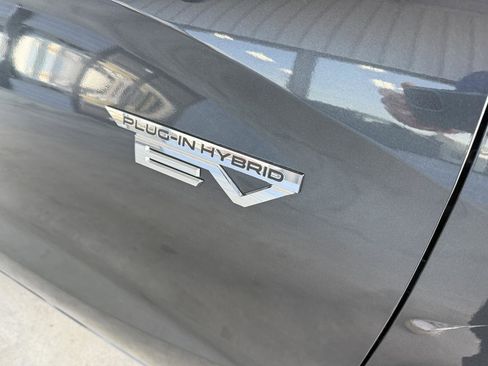 Used 2025 Mitsubishi Outlander SEL AWD/4WD image 4