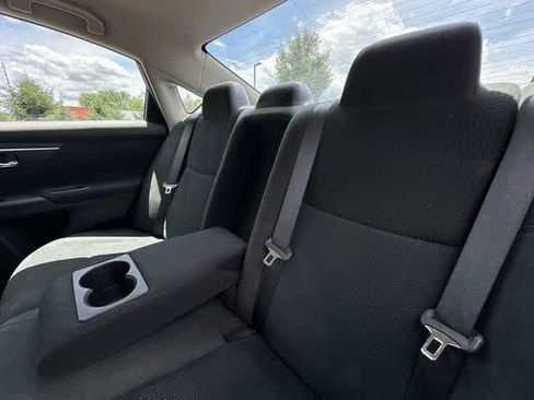 Used 2015 Nissan Altima 2.5 S w/ Power Driver Seat Package FWD image 15