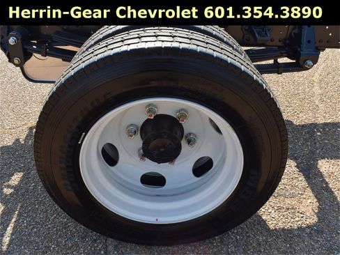 New 2025 Chevrolet Low Cab Forward 5500 XD image 14