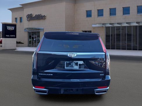 Used 2023 Cadillac Escalade Premium Luxury AWD/4WD image 6