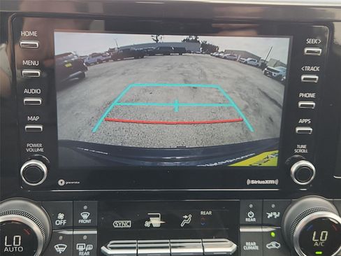 Used 2022 Toyota Highlander L FWD image 14