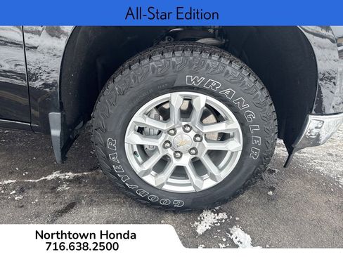 Used 2023 Chevrolet Silverado 1500 LT image 14