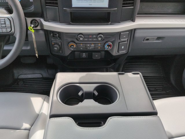 New 2027 Ford F350 XL w/ XL Chrome Package AWD/4WD image 19