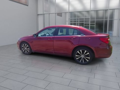 Used 2014 Chrysler 200 Touring w/ 200 S Group FWD image 6