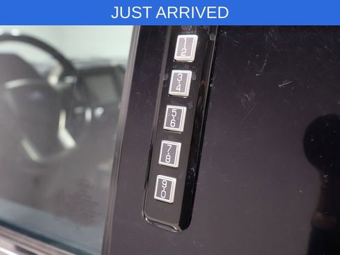 Used 2018 Ford F150 Limited image 9