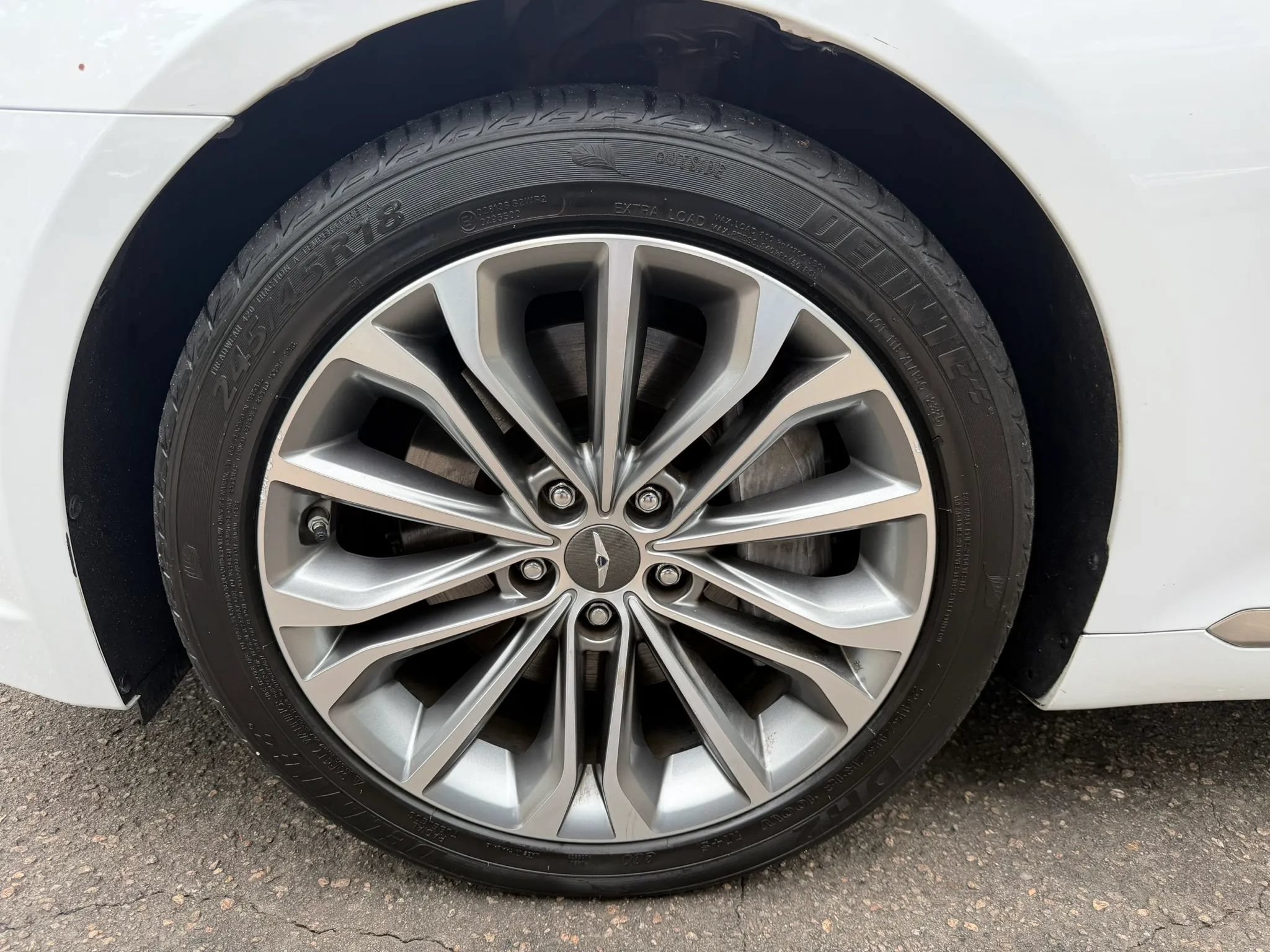 Used 2017 Genesis G80 3.8 RWD image 36