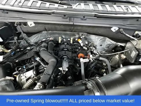 Used 2025 Ford Expedition Active RWD image 8