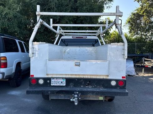 Used 2022 GMC Sierra 2500 Pro w/ Convenience Package RWD image 5
