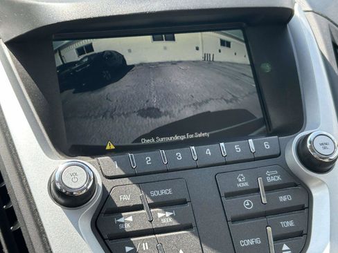 Used 2012 Chevrolet Equinox LT AWD/4WD image 24