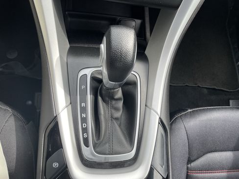 Used 2014 Ford Fusion SE w/ Equipment Group 201A FWD image 21