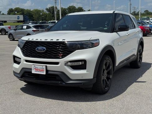 Used 2022 Ford Explorer ST w/ Equipment Group 401A AWD/4WD image 8