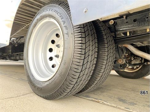 Used 2015 Ford Transit 350 Cutaway Van image 25