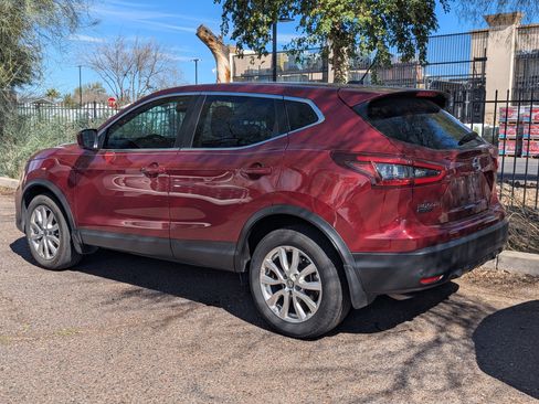 Used 2021 Nissan Rogue Sport S image 4
