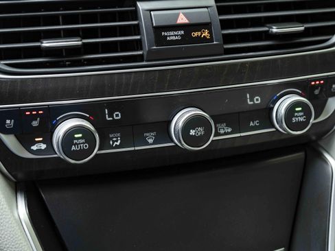 Used 2022 Honda Accord Touring image 32