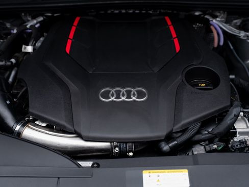 Used 2024 Audi S6 Premium Plus w/ Premium Plus Package image 75