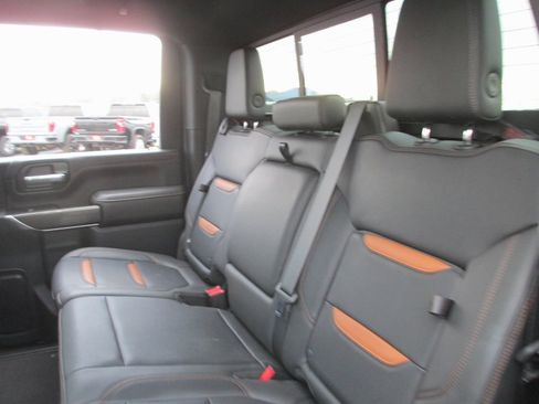 Certified 2021 GMC Sierra 2500 AT4 w/ AT4 Premium Plus Package image 22