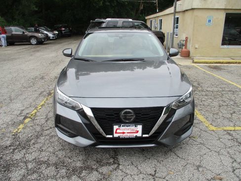 Used 2021 Nissan Sentra SV w/ SV Premium Package FWD image 11
