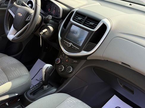 Used 2017 Chevrolet Sonic LT FWD image 24