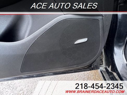 Used 2017 Buick LaCrosse Essence w/ Sun and Shade Package image 17