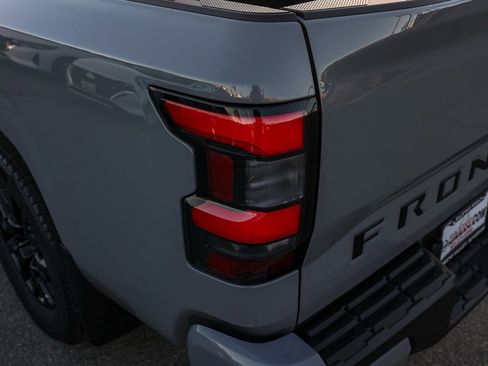 New 2026 Nissan Frontier SV image 7
