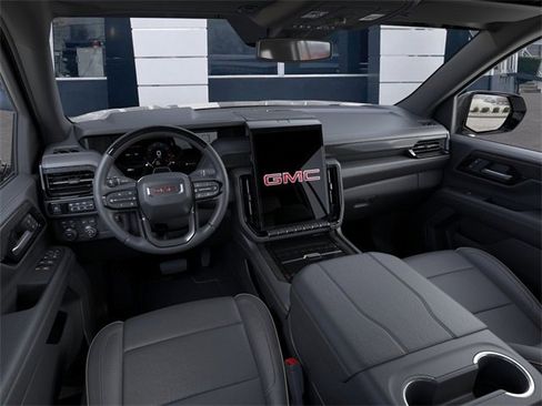 New 2025 GMC Yukon Elevation image 15