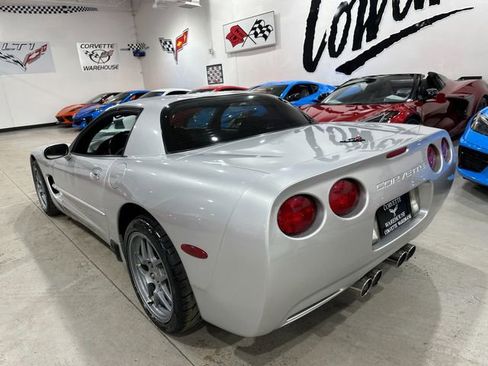 Used 2001 Chevrolet Corvette Z06 w/ Memory Pkg image 3