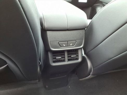 New 2026 GMC Terrain Elevation w/ Elevation Premium Package image 17