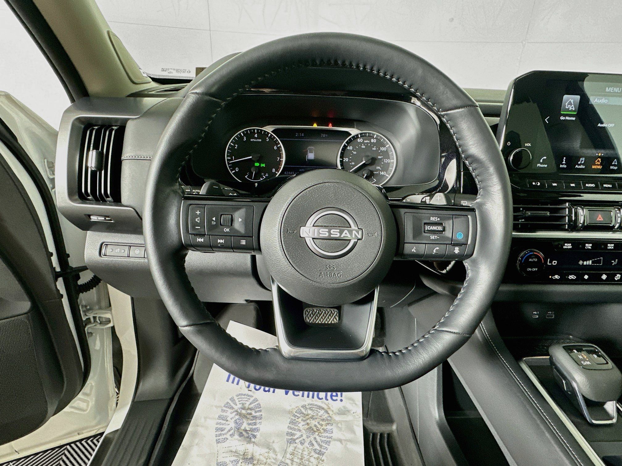 Used 2023 Nissan Pathfinder SL w/ SL Premium Package AWD/4WD image 11