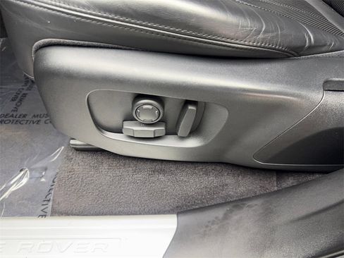Used 2021 Land Rover Range Rover Sport HSE Silver Edition image 31
