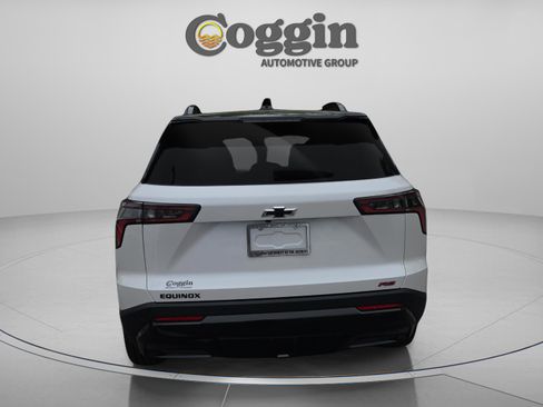 Used 2025 Chevrolet Equinox RS w/ Convenience Package III image 4