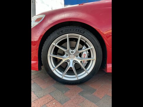 Used 2014 Chevrolet SS RWD image 39