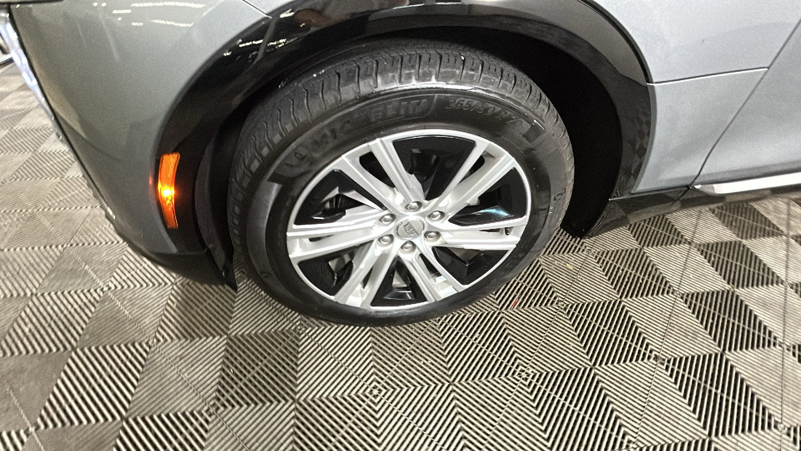 Used 2024 Cadillac Lyriq Tech AWD/4WD image 11