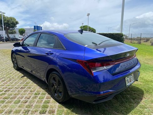 Certified 2022 Hyundai Elantra SEL w/ Convenience Package FWD image 23