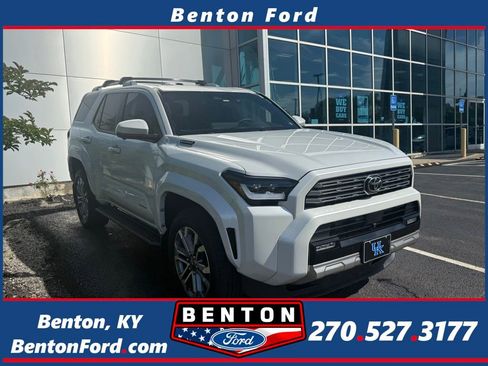 Used 2025 Toyota 4Runner Limited AWD/4WD image 1