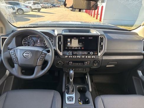 New 2026 Nissan Frontier SV w/ All-Weather Content Package AWD/4WD image 10