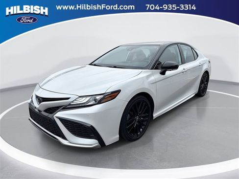 Used 2023 Toyota Camry XSE image 1